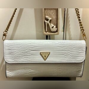 GUESS White Croc-Embossed Elegant White Purse W/White Logo Wallet-NWOT